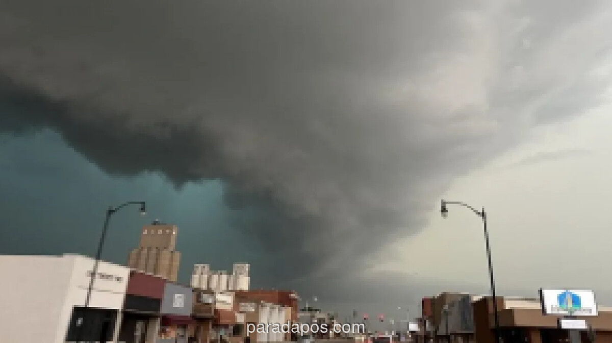 Tornado dan Badai Hantam Michigan Selatan, Tewaskan Empat Orang