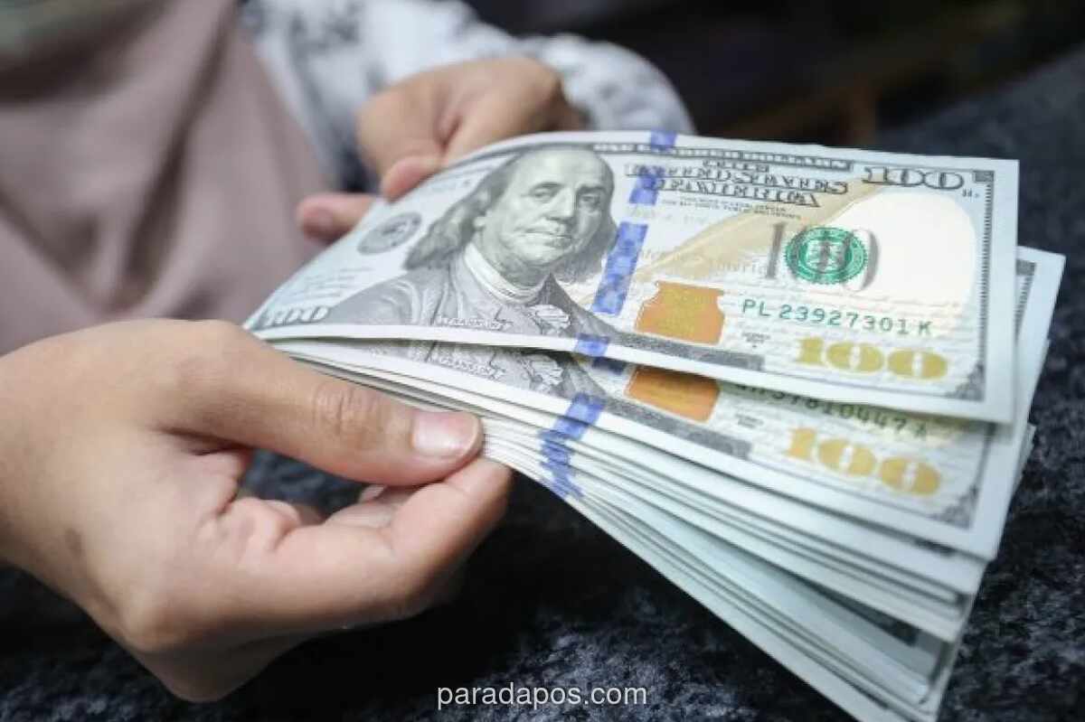 Ketegangan Timur Tengah Pacu Dolar AS dan Minyak, Tekan Pasar Global