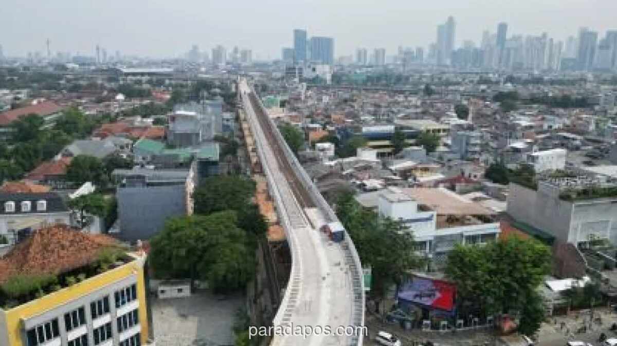 LRT Jakarta Fase 1B Ditargetkan Beroperasi Agustus 2026