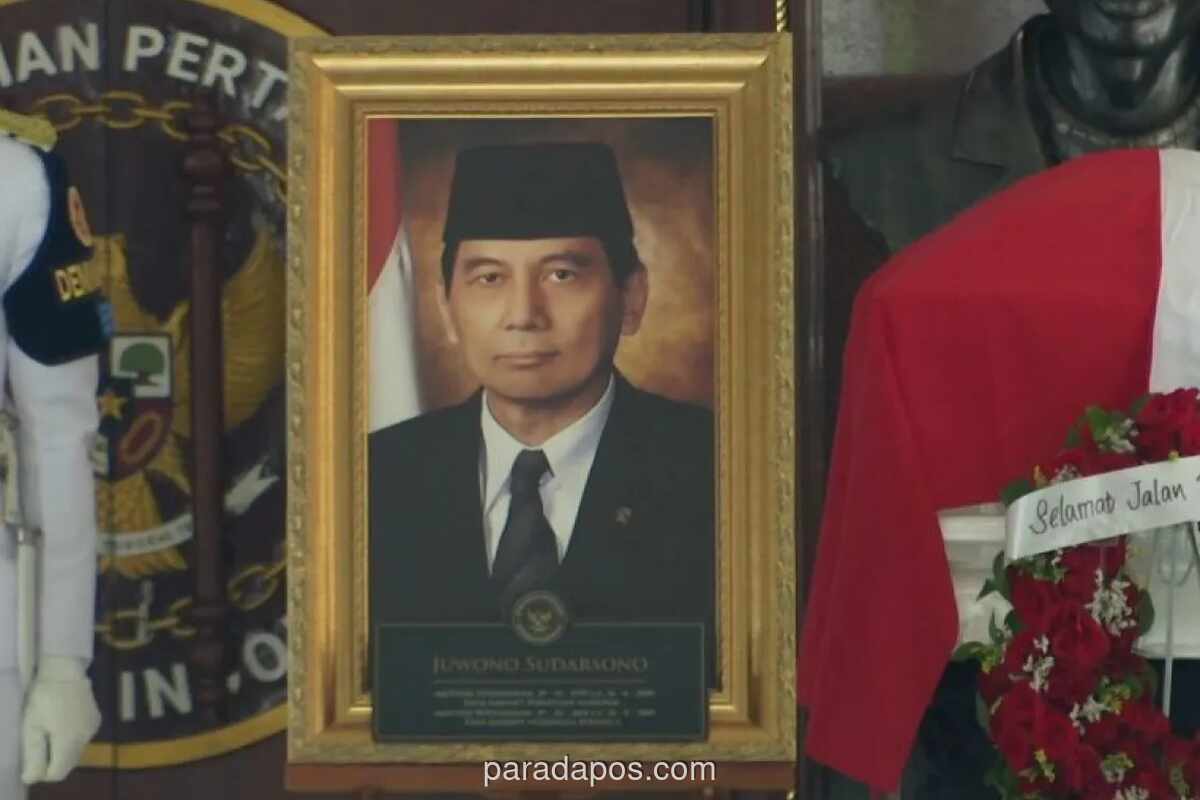 Mantan Menhan Juwono Sudarsono Wafat, Dimakamkan di TMP Kalibata