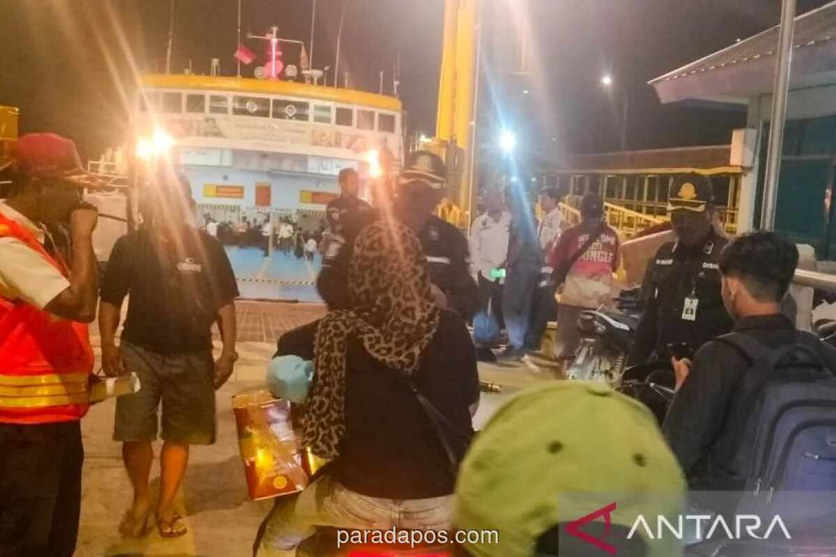 Pemprov Jatim Operasikan Mudik Gratis Jalur Laut, Kapal Perdana Penuh Penumpang