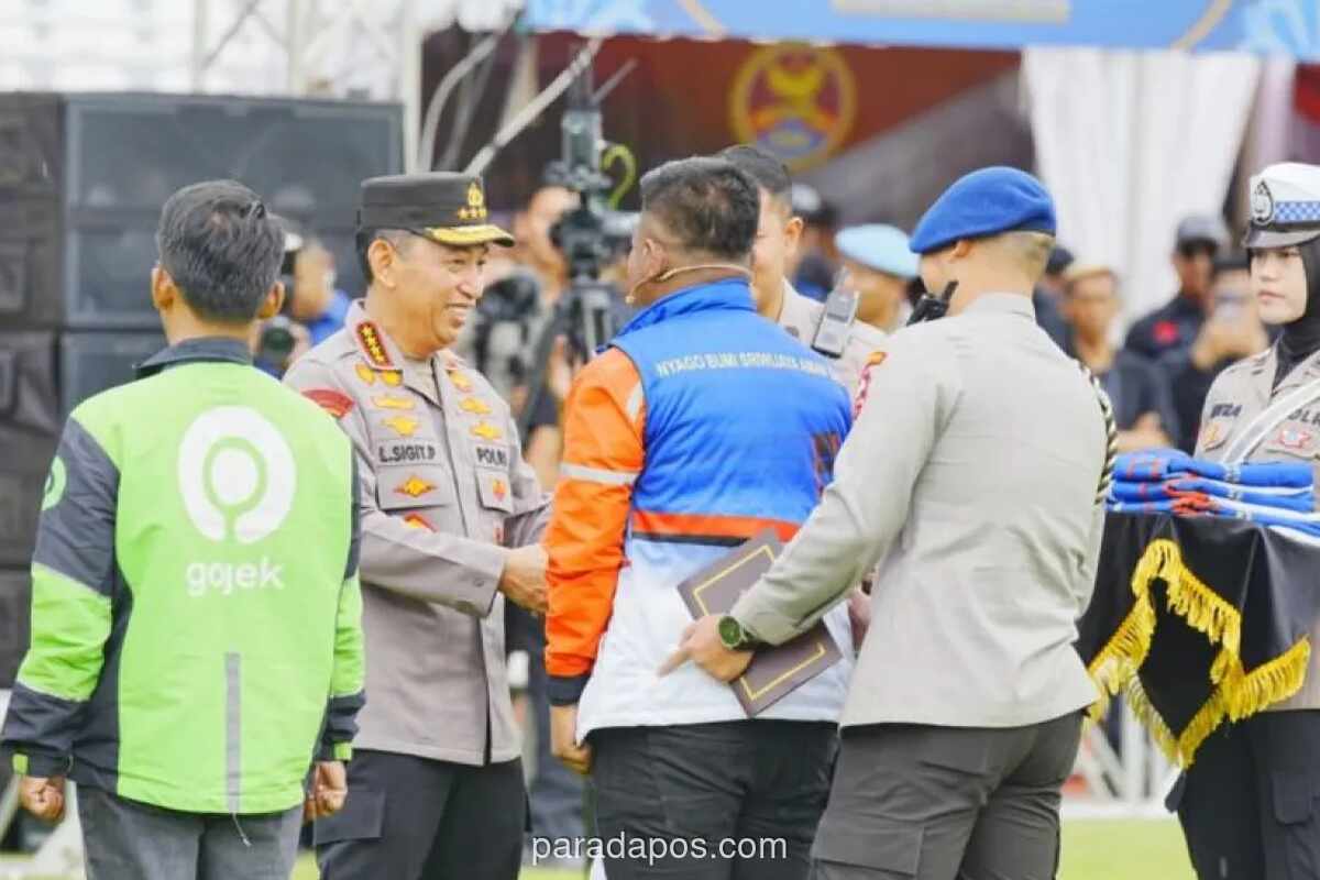 Kapolri Serukan Buruh dan Ojol Jaga Persatuan di Tengah Gejolak Global