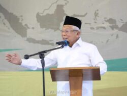 Wapres Maruf Amin Serukan Pengelolaan Perbedaan sebagai Kekuatan Bangsa di Khutbah Idulfitri