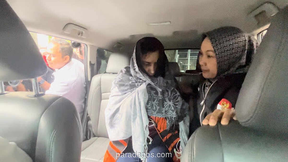 KPK Tangkap Bupati Pekalongan Fadia Arafiq dalam OTT Saat Isi Daya Mobil Listrik