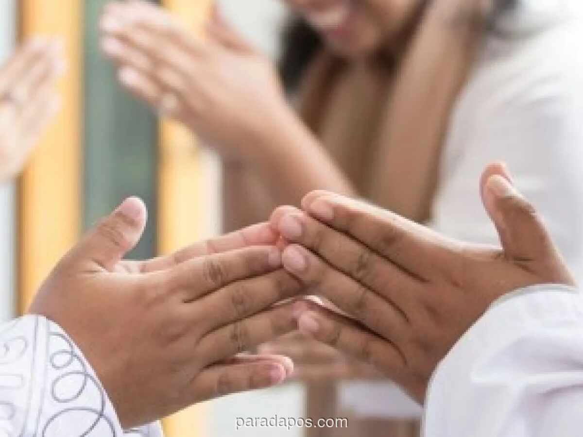 Psikolog Ungkap Tradisi Memaafkan Saat Lebaran Sebagai Pelepasan Emosional untuk Kesehatan Mental