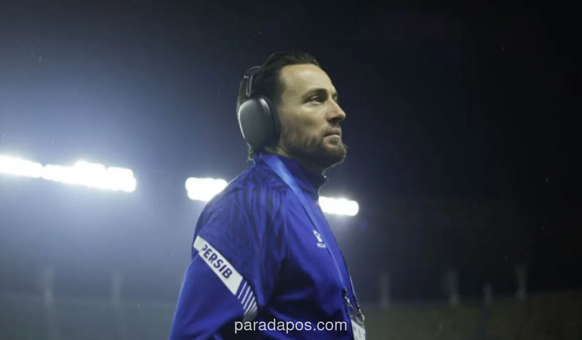 Marc Klok Tegaskan Sembilan Laga Tersisa Persib Adalah Final