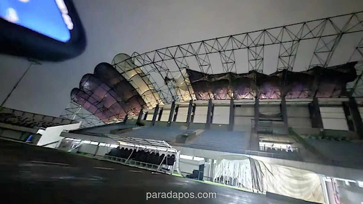 Stadion Indomilk Arena Rusak Parah Diterjang Puting Beliung