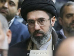 Media Inggris Klaim Pemimpin Tertinggi Baru Iran Kritis, Sementara Pesan Pertamanya Serukan Persatuan dan Ancaman ke AS