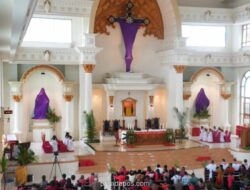 Umat Katolik Fakfak Awali Pekan Suci dengan Perayaan Minggu Palma