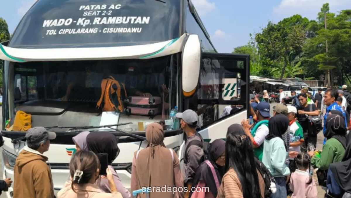 Arus Mudik di Terminal Kampung Rambutan Turun 35% Usai Puncak