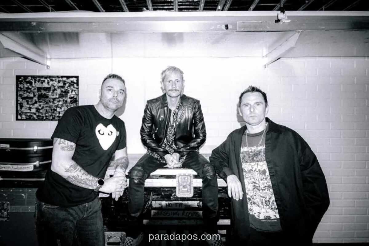 Muse Umumkan Album Baru The Wow! Signal dengan Peluncuran Tablet ke Tepian Luar Angkasa