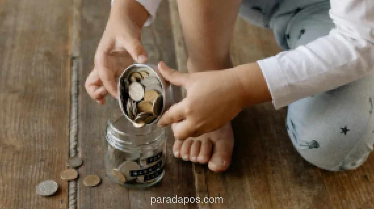 Pakar Ekonomi Syariah Bagikan Tips Kelola THR Anak Sesuai Usia