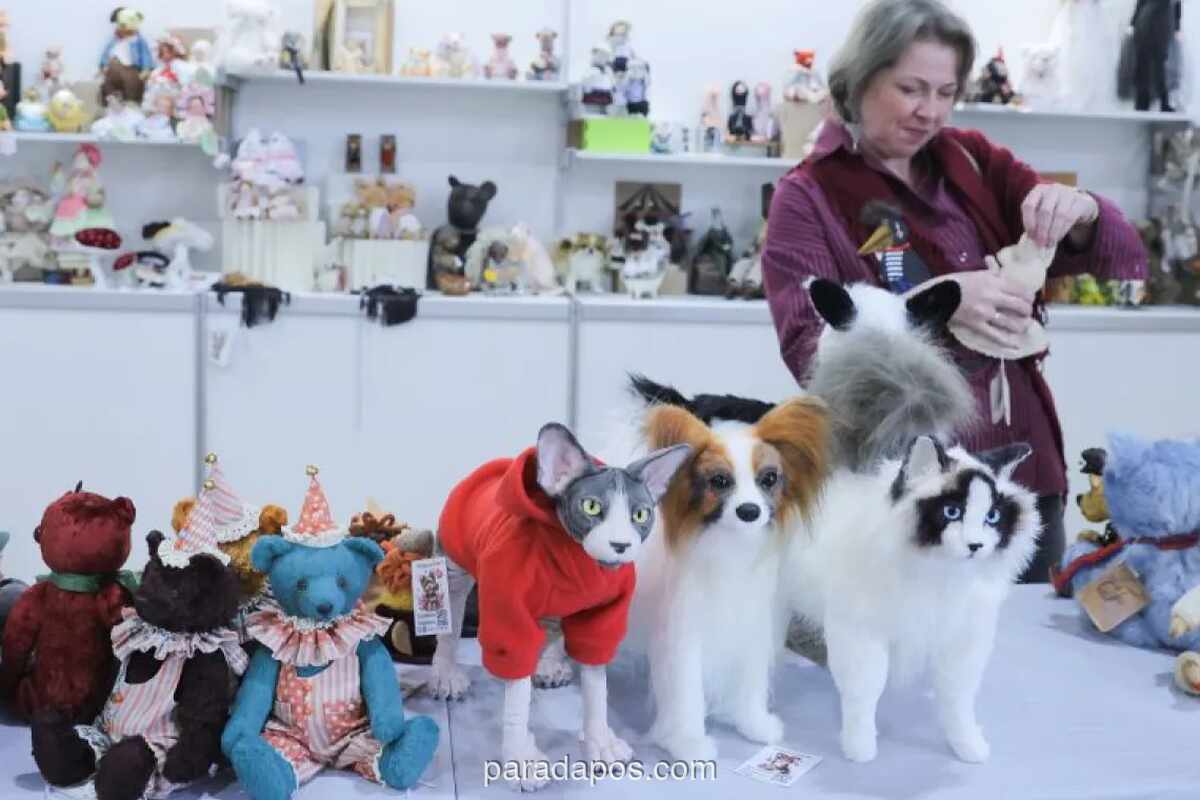 Pameran Boneka Internasional di St. Petersburg Pamerkan Ribuan Karya dari 300 Perajin