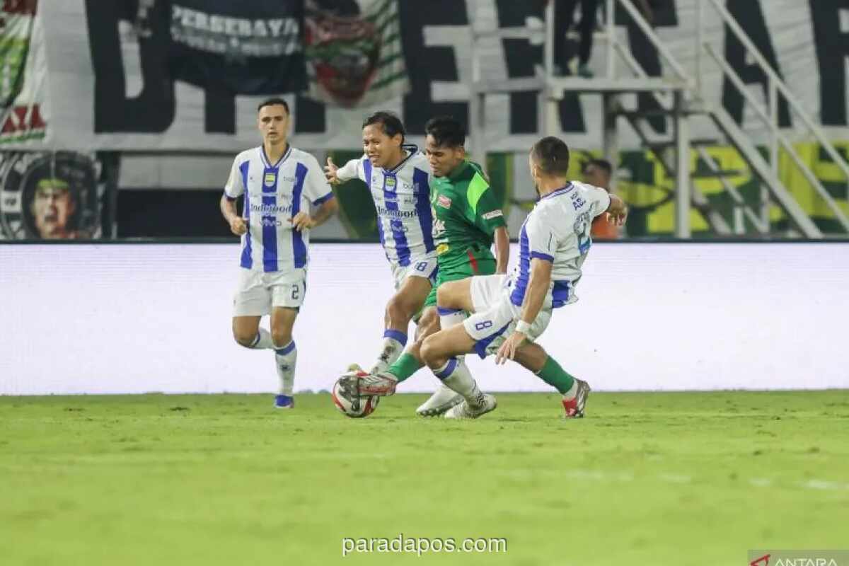 Pelatih Persebaya Apresiasi Mental Juang Pemain Usai Tahan Imbang Persib