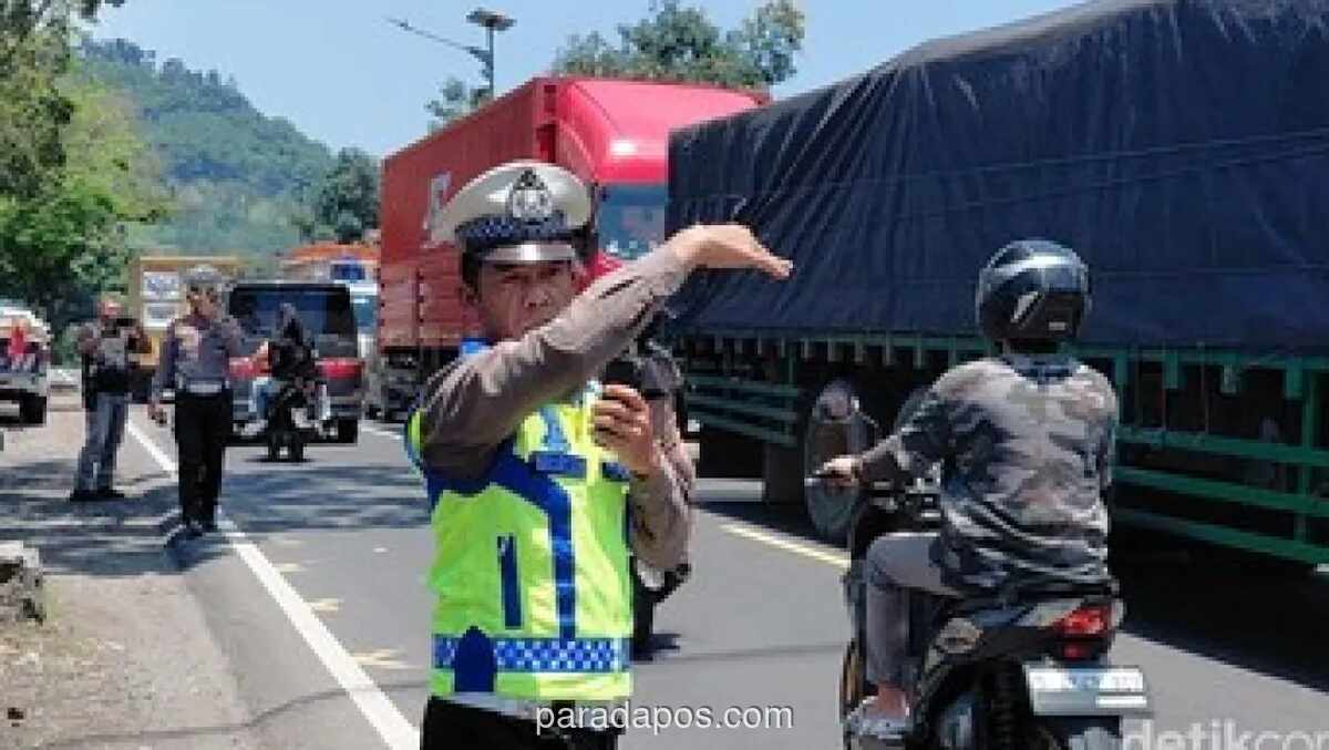 Arus Mudik Meningkat di Limbangan, Polisi Terapkan Sistem Satu Arah Selektif