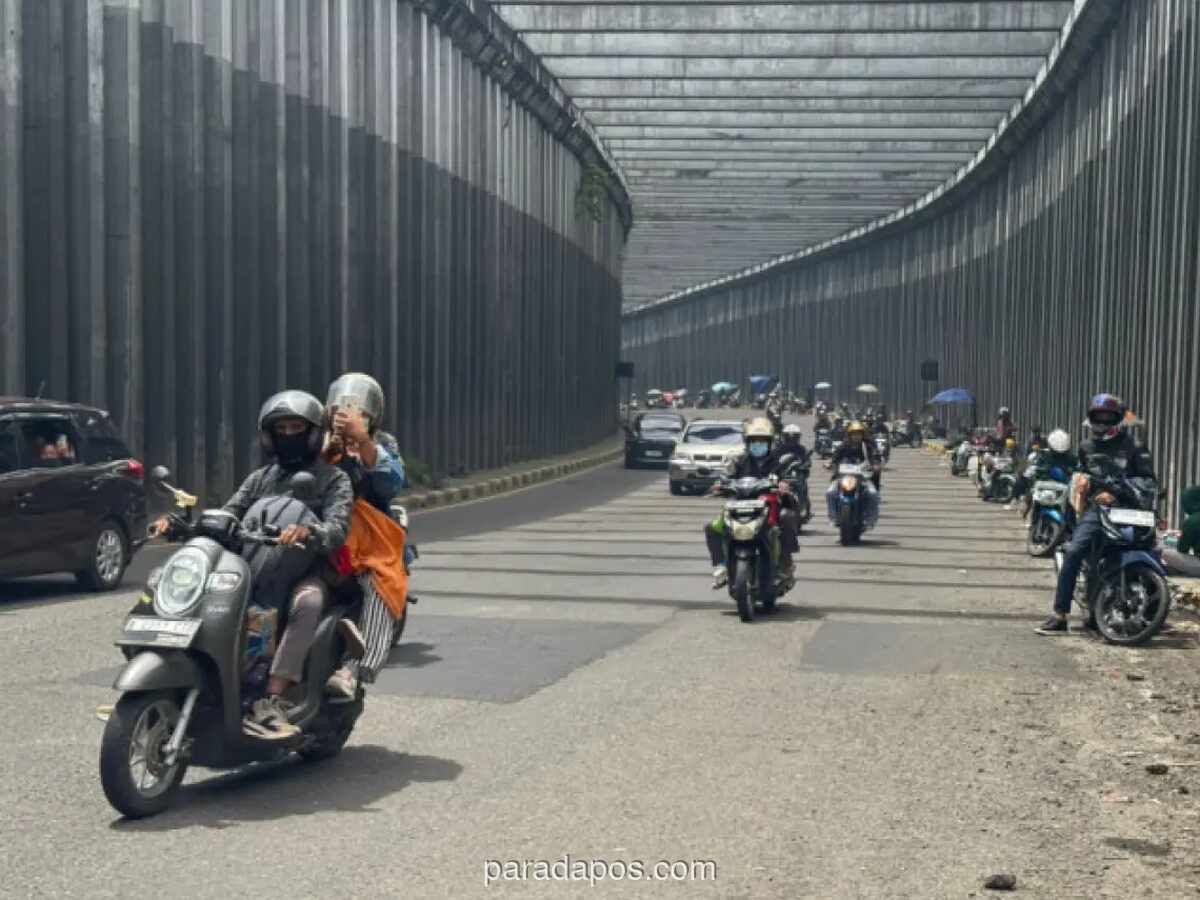 Arus Balik Lebaran 2026 Macet di Jalur Garut, Petugas Berlakukan Sistem Satu Arah