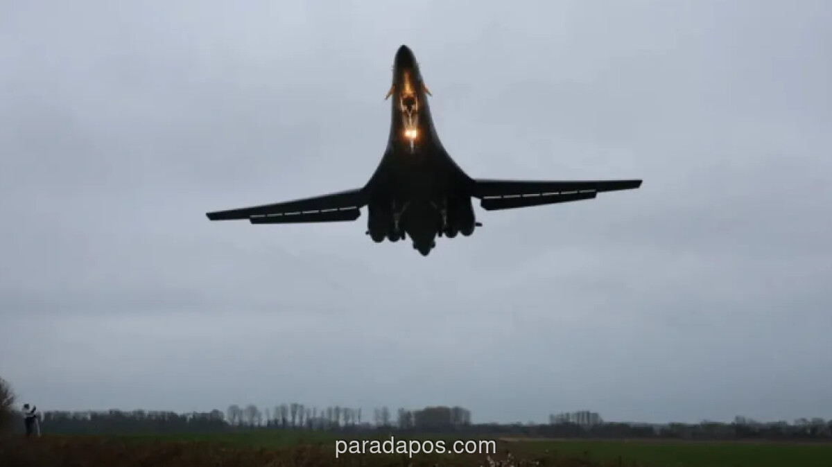 AS Kerahkan Bomber B-1 Lancer ke Inggris, Antisipasi Eskalasi Ancaman Rudal Iran