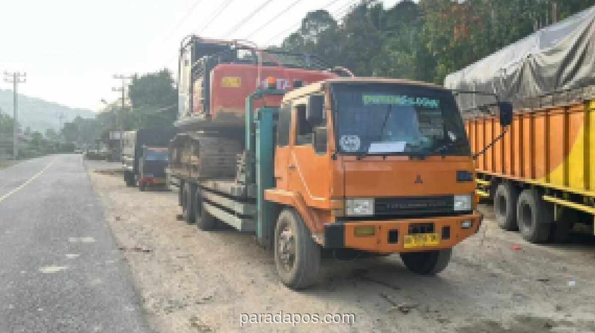 Polda Sumut Sita Dua Ekskavator dalam Operasi Tambang Emas Ilegal di Mandailing Natal