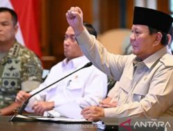 Presiden Prabowo Evaluasi Kinerja Pejabat, Tegaskan Politik Luar Negeri Bebas Aktif