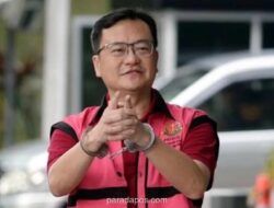 OJK Larang Seumur Hidup Benny Tjokro dari Pasar Modal