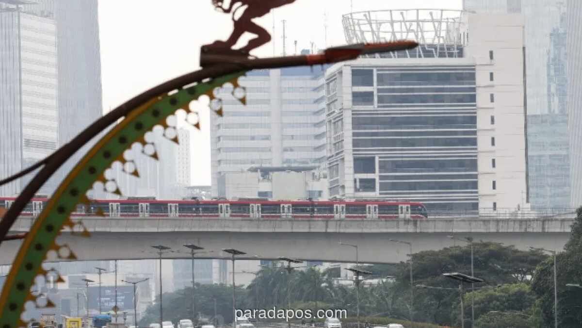 Fitch Ubah Outlook Kredit Indonesia ke Negatif, Pemerintah dan Analis Beri Respons Berbeda