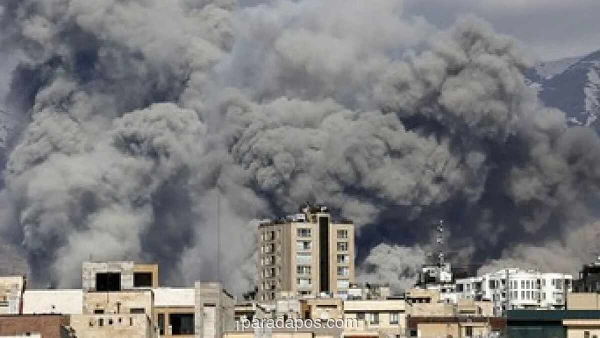 Serangan AS-Israel Hantam Gedung Majelis Pakar Iran di Tengah Kekosongan Pimpinan