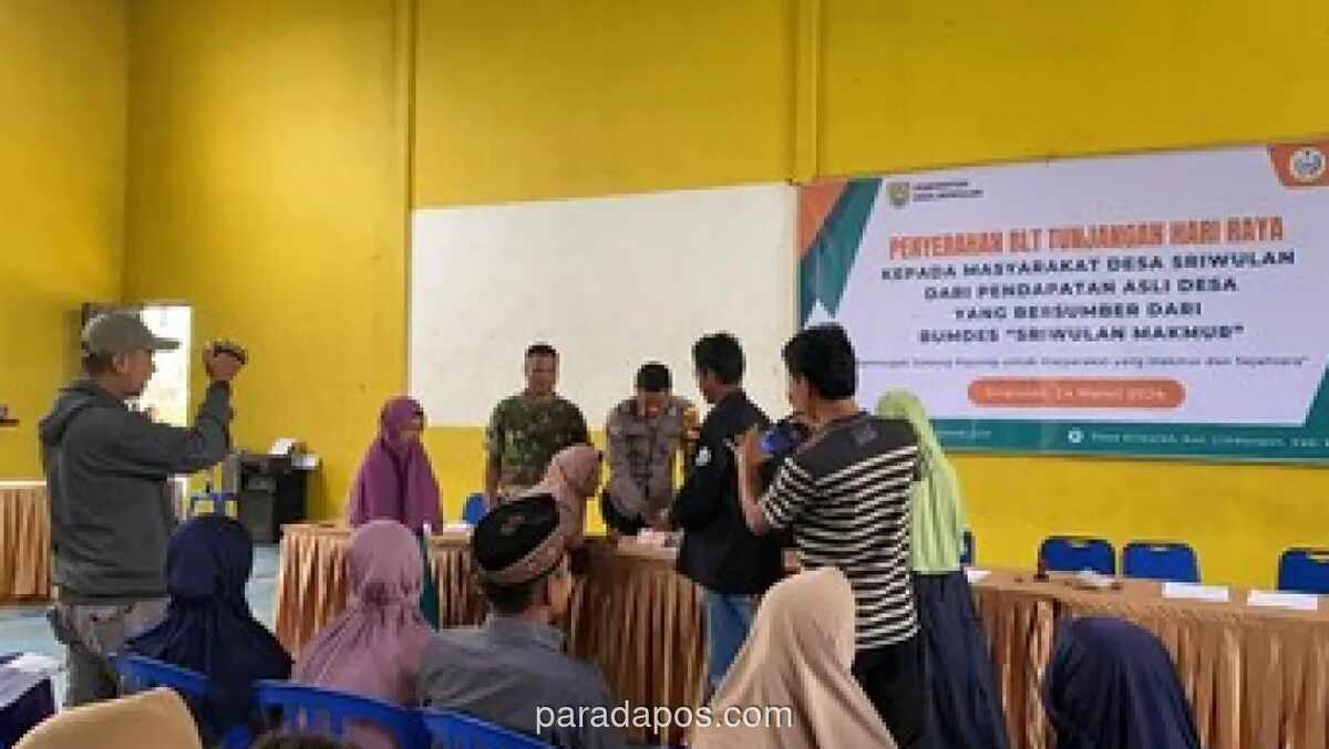 Desa Sriwulan Bagikan THR Rp 1 Juta per KK dari Hasil Wisata Arenan Kalikesek