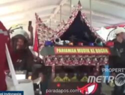 Pemudik Padang Pariaman Sorot Budaya Minang dengan Motor Bermodifikasi Rumah Gadang