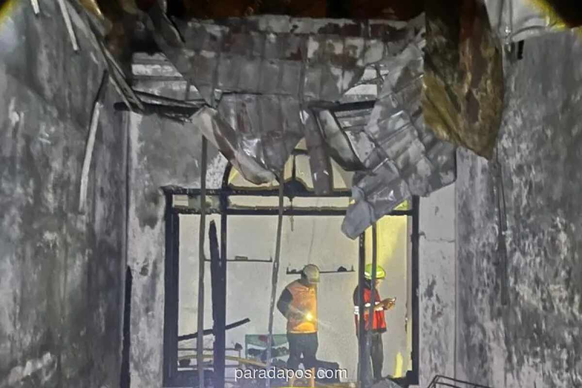 Rumah di Meruya Utara Ludes Terbakar Usai Ditinggal Mudik