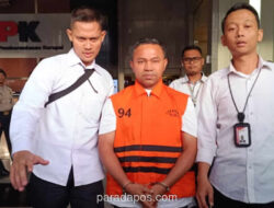 KPK Tahan Ajudan Gubernur Riau Terkait Dugaan Pemerasan Proyek PUPR