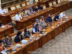 Organisasi Sipil Laporkan Penanganan Kasus Penyiraman Aktivis KontraS ke Komisi III DPR