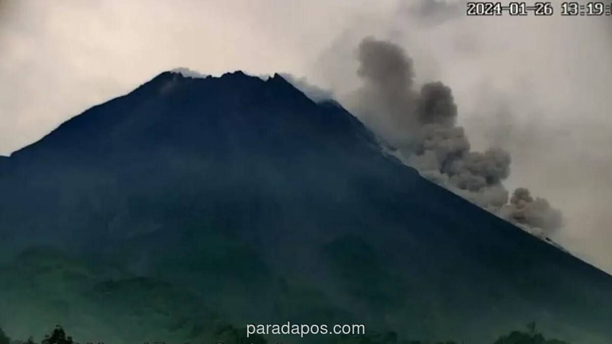 Gunung Merapi Catat Ratusan Guguran Lava dan Empat Awan Panas dalam Sepekan