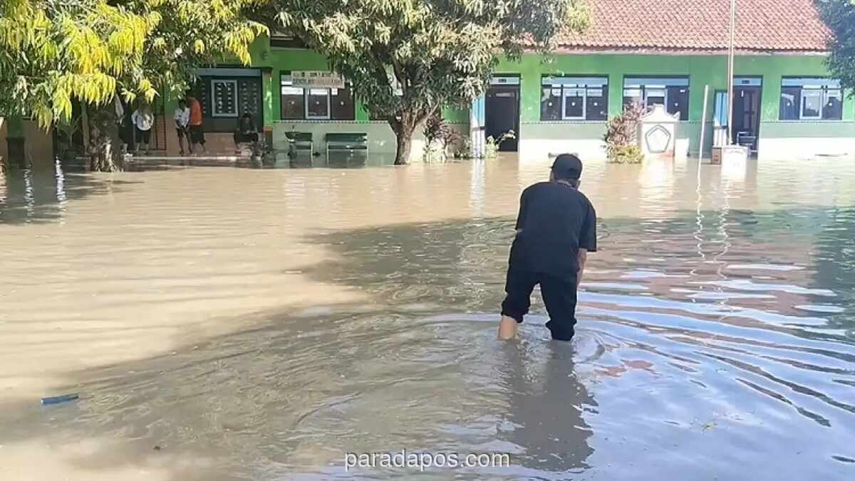 Banjir Rendam SD di Klaten, Belajar Dialihkan ke Rumah