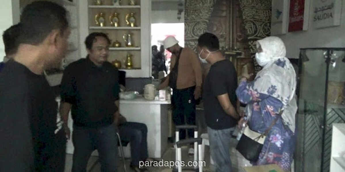 Belasan Korban Dugaan Penipuan Umrah Amankan Pemilik Biro Perjalanan di Mal Semarang
