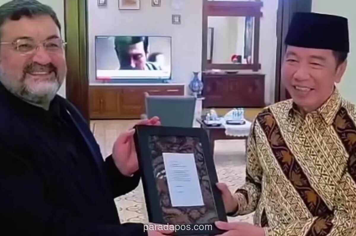 Jokowi Sampaikan Simpati dan Dukungan untuk Iran dalam Pertemuan dengan Dubes