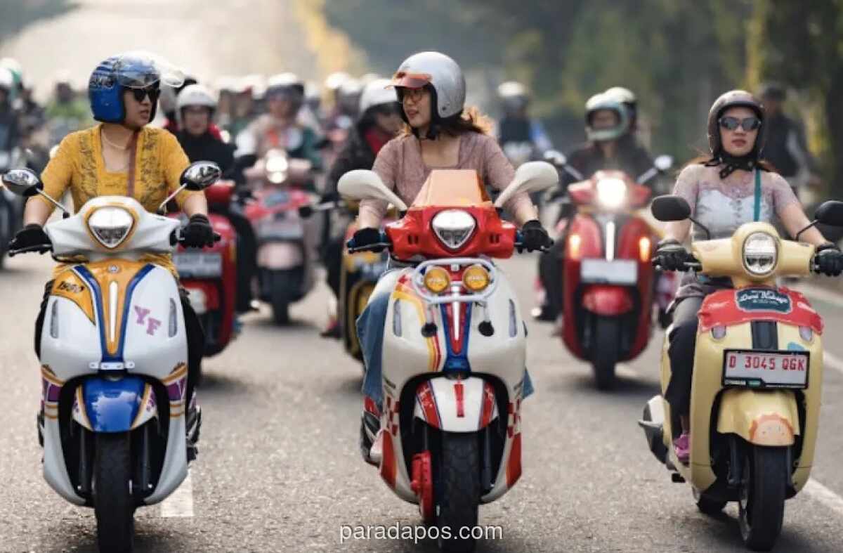 150 Perempuan Bikers Meriahkan Hari Kartini di Bandung dengan Kebaya dan Motor
