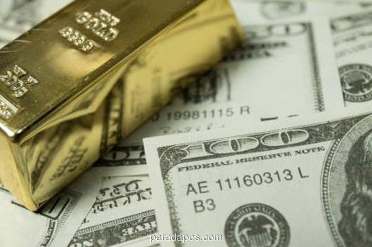 Harga Emas Catat Penurunan Bulanan Terburuk dalam 17 Tahun Meski Sempat Reli