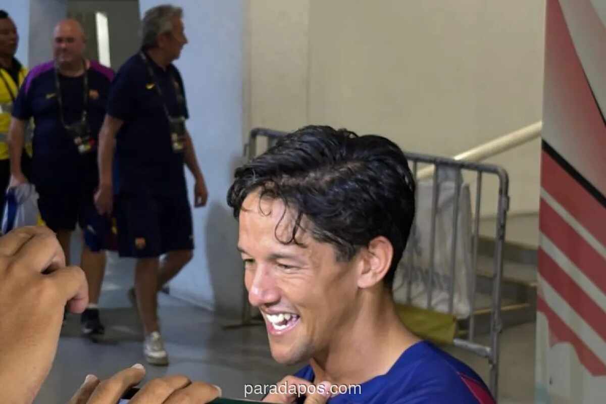 Irfan Bachdim Wujudkan Mimpi Bertukar Jersey dengan Idola Rivaldo