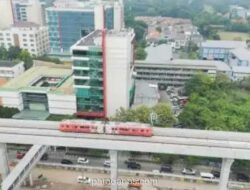 Jakpro Mulai Uji Coba LRT Jakarta Fase 1B di Jalur Velodrome-Pasar Pramuka