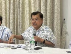 Jusuf Kalla Desak Jokowi Tunjukkan Ijazah Asli untuk Akhiri Polemik