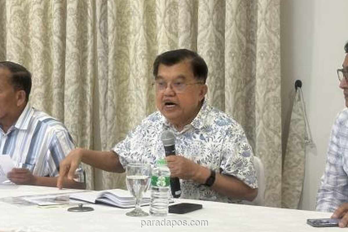 Jusuf Kalla Desak Jokowi Tunjukkan Ijazah Asli untuk Akhiri Polemik