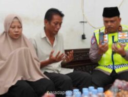 Korlantas Polri Berduka, Kakorlantas Kunjungi Keluarga Bripka Fajar Gugur Saat Operasi Ketupat