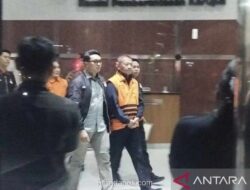 KPK Ungkap Catatan Utang Kepala OPD kepada Bupati Tulungagung Tersangka