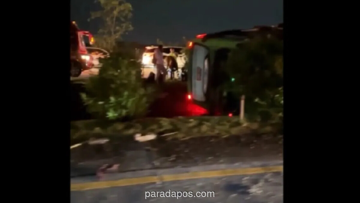 Bus Terguling di Tol Jombang, Satu Tewas dan Belasan Luka