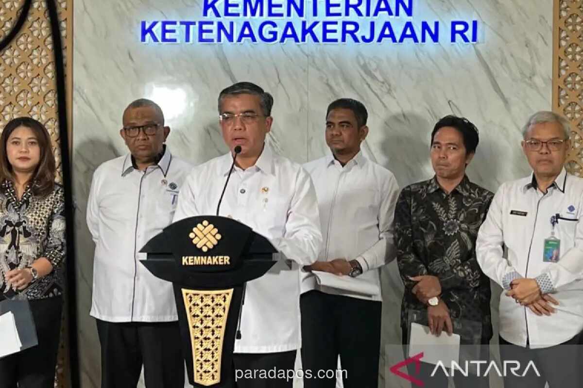 Pemerintah Imbau Perusahaan Terapkan WFH Sehari Seminggu Mulai 2026
