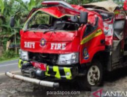 Mobil Damkar Cianjur Terguling Saat Menuju Lokasi Kebakaran, Tiga Petugas Luka