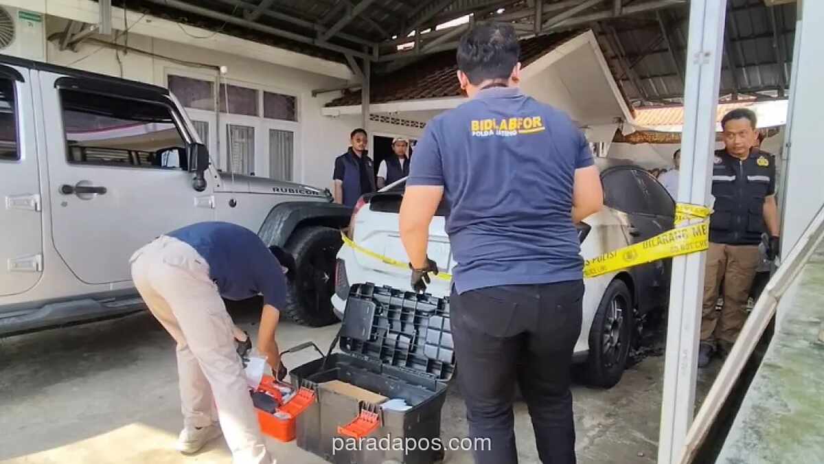 Polisi Temukan Obor dan Botol Bensin di Lokasi Pembakaran Mobil Kades Purwasaba Banjarnegara