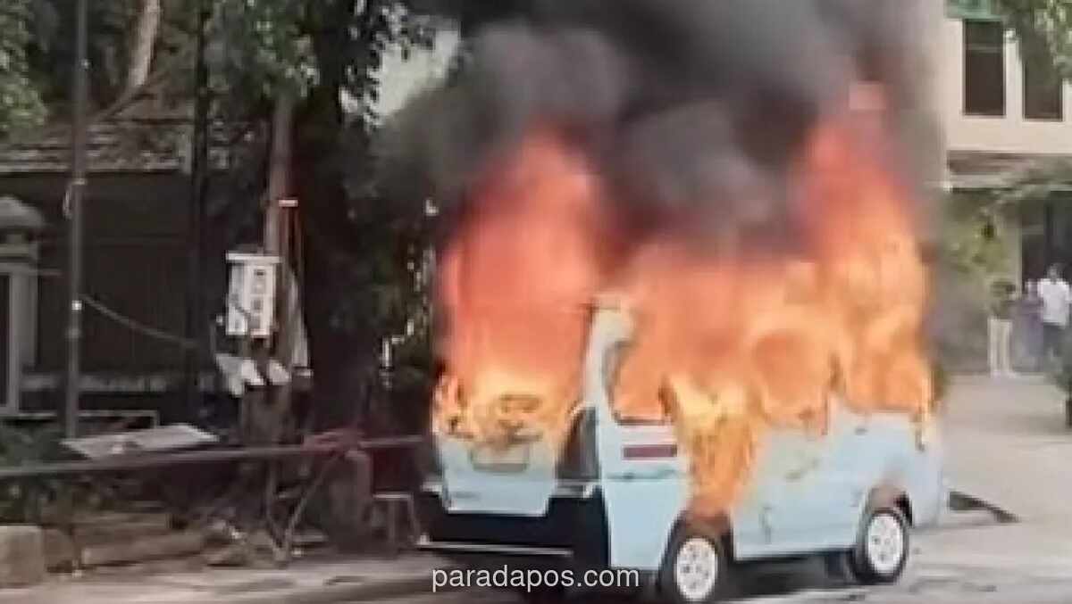 Polisi Buru Pelaku Pembakaran Angkot di Tanah Abang yang Dipicu Sengketa Antrean, Empat Saksi Diperiksa