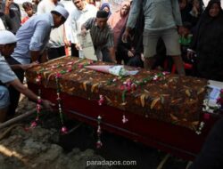 Duka di Balik Pemulihan: 16 Korban Tewas dalam Tabrakan KA Argo Bromo Anggrek dan KRL di Bekasi