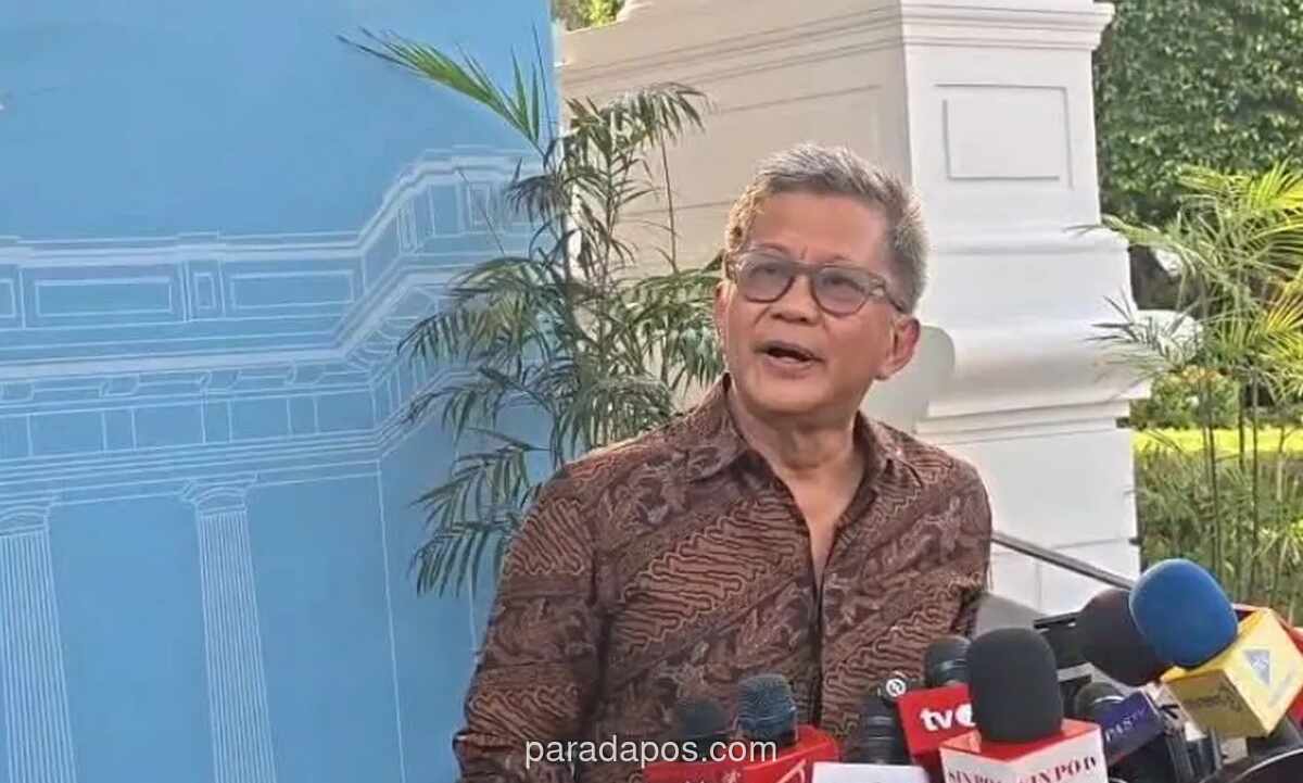 Rocky Gerung Dijuluki ‘Disiden’ oleh Prabowo dalam Pertemuan Santai di Istana